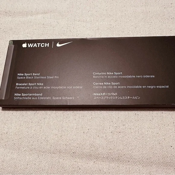 Apple | Accessory | Apple Nike Watch Band | 44M - Picture 3 of 8